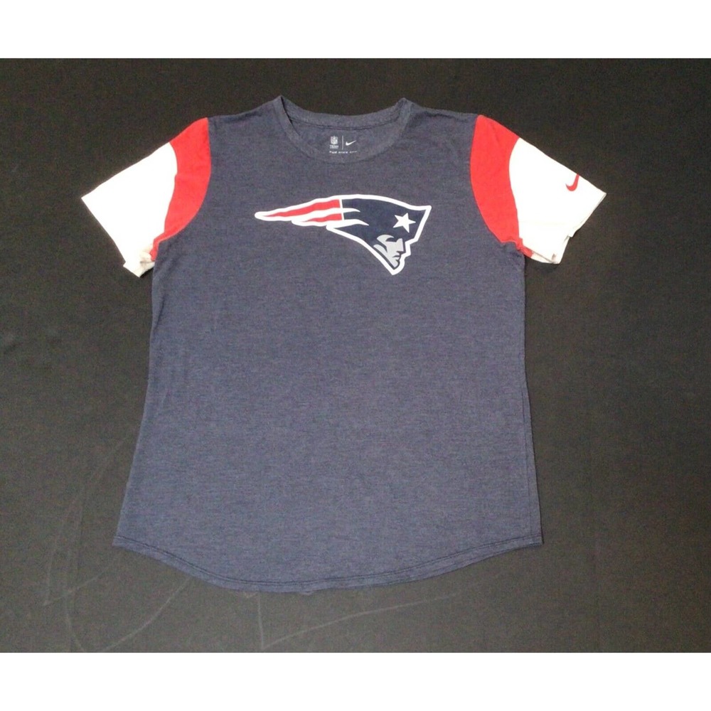Nike NFL Size Medium Blue PATRIOTS Short Sleeve Shirt EUC 923A